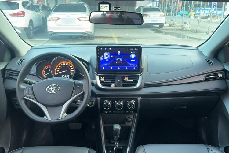 Used Toyota YARiS L Zhi Xuan 2022 X-Trail 1.5L CVT Luxury PLUS Edition Interior 3