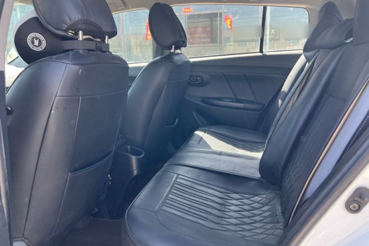 Used Toyota YARiS L Zhi Xuan 2022 1.5L CVT Leading PLUS Edition Interior 3