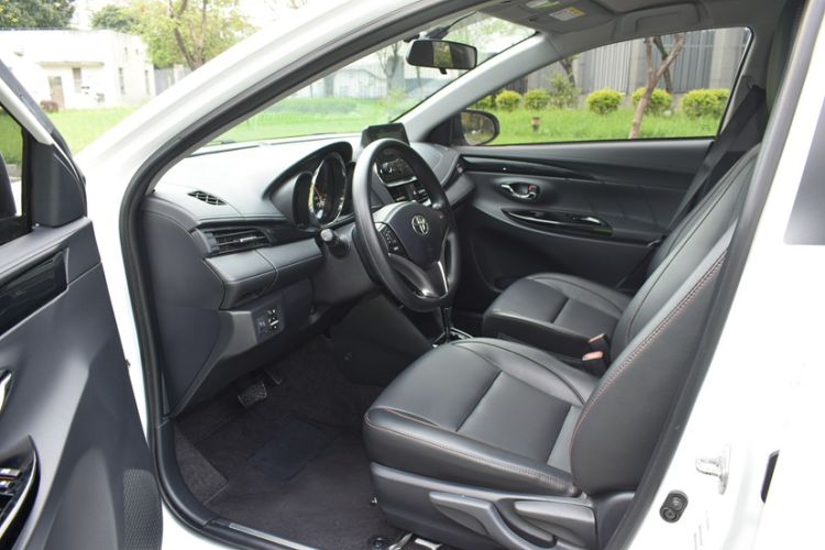 Used Toyota YARiS L Zhi Xuan 2022 X-Trail 1.5L CVT Luxury PLUS Edition Interior 4