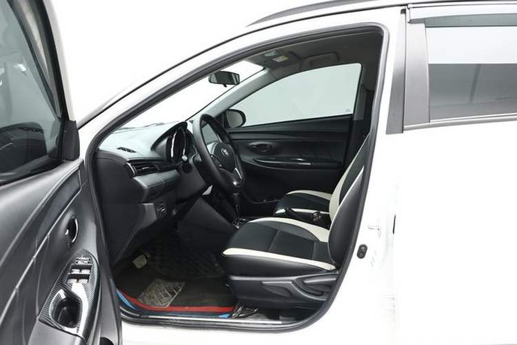 Used Toyota YARiS L Zhi Xuan 2022 X-Trail 1.5L CVT Leading PLUS Edition Interior 4
