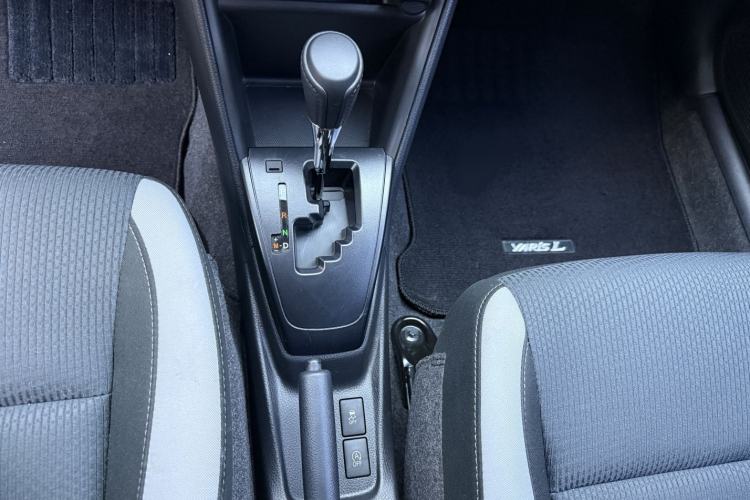 Used Toyota YARiS L Zhi Xuan 2022 X-Trail 1.5L CVT Leading PLUS Edition Interior 4