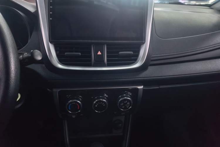 Used Toyota YARiS L Zhi Xuan 2022 X-Trail 1.5L CVT Leading PLUS Edition Interior 4