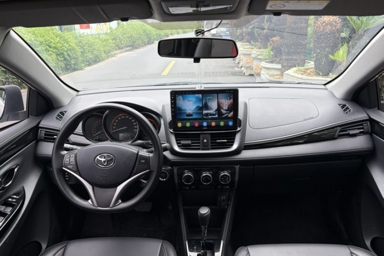 Used Toyota YARiS L Zhi Xuan 2022 X-Trail 1.5L CVT Luxury PLUS Edition Interior 4