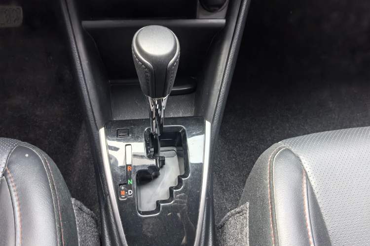 Used Toyota YARiS L Zhi Xuan 2022 X-Trail 1.5L CVT Luxury PLUS Edition Interior 6