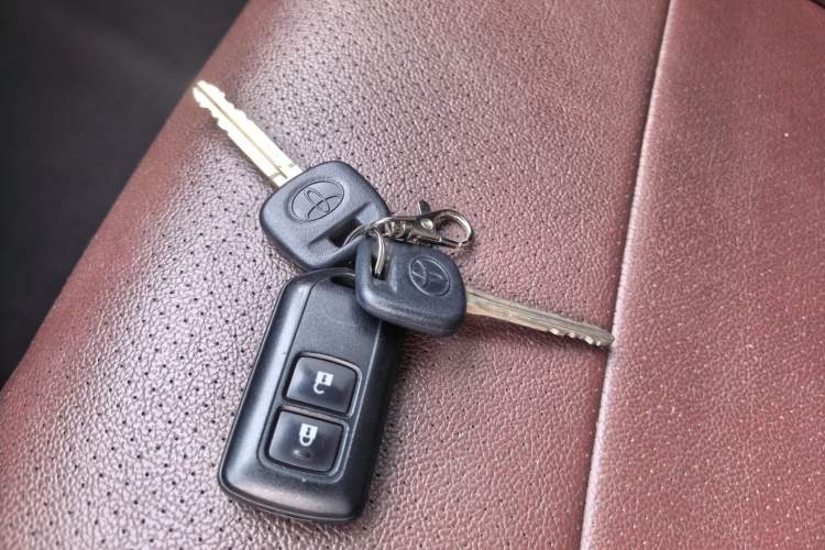 Used Toyota YARiS L Zhi Xuan 2022 X-Trail 1.5L CVT Leading PLUS Edition Interior 6
