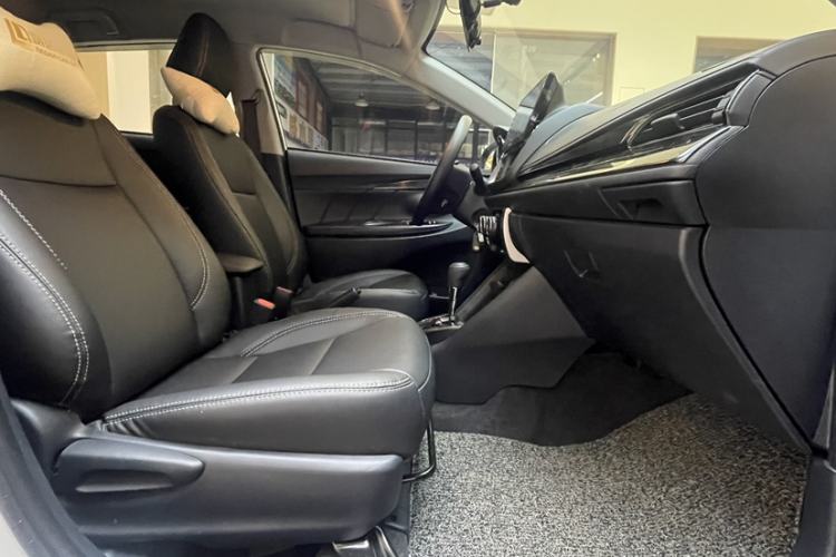 Used Toyota YARiS L Zhi Xuan 2022 1.5L CVT Leading PLUS Edition Interior 7