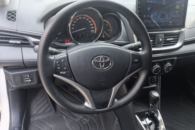Used Toyota YARiS L Zhi Xuan 2022 X-Trail 1.5L CVT Luxury PLUS Edition Interior 8