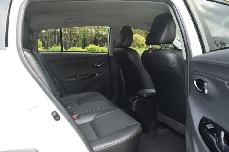 Used Toyota YARiS L Zhi Xuan 2022 X-Trail 1.5L CVT Luxury PLUS Edition Interior 8
