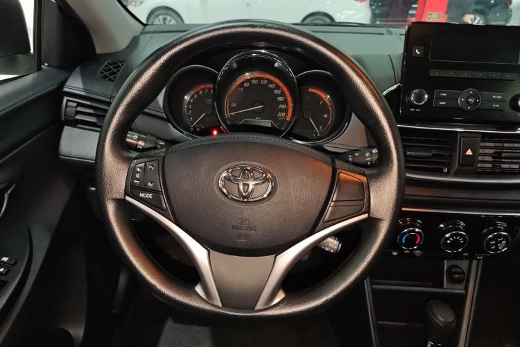 Used Toyota YARiS L Zhi Xuan 2022 1.5L CVT Leading PLUS Edition Interior 8