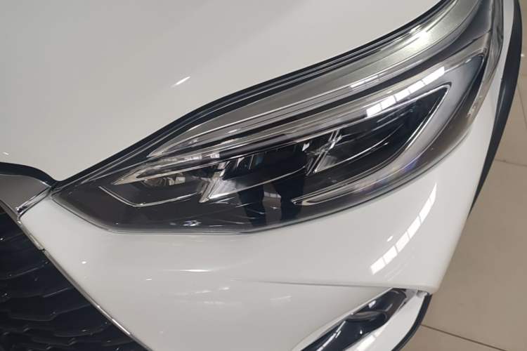 Used Toyota YARiS L Zhi Xuan 2022 X-Trail 1.5L CVT Luxury PLUS Edition Left Front Headlight