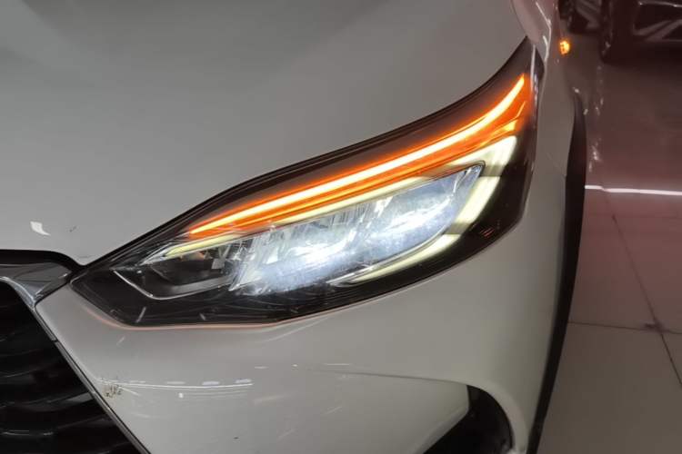 Used Toyota YARiS L Zhi Xuan 2022 X-Trail 1.5L CVT Luxury PLUS Edition Left Front Headlight