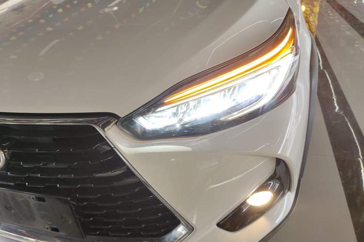 Used Toyota YARiS L Zhi Xuan 2022 X-Trail 1.5L CVT Luxury PLUS Edition Left Front Headlight