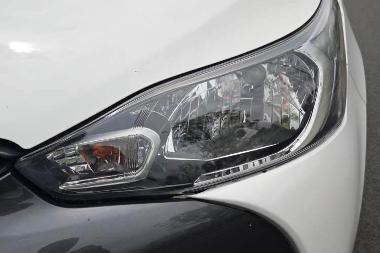 Used Toyota YARiS L Zhi Xuan 2022 1.5L CVT Leading PLUS Edition Left Front Headlight