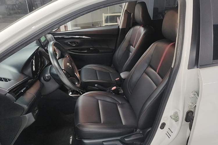 Used Toyota YARiS L Zhi Xuan 2022 1.5L CVT Luxury PLUS Edition Left Front Seat