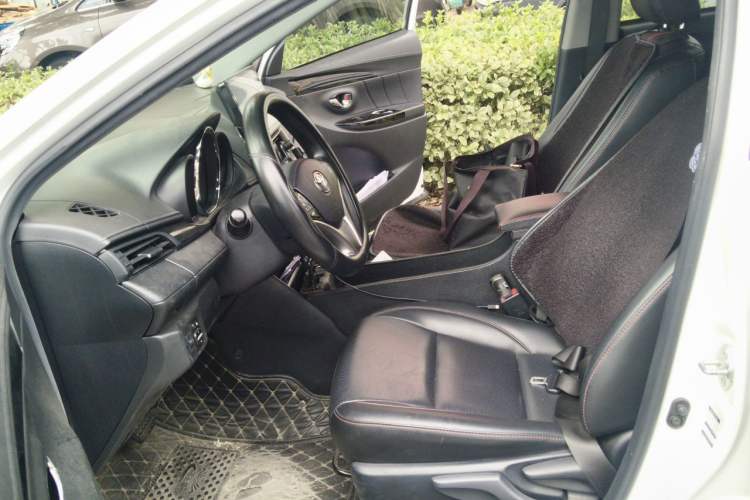 Used Toyota YARiS L Zhi Xuan 2022 X-Trail 1.5L CVT Luxury PLUS Edition Left Front Seat