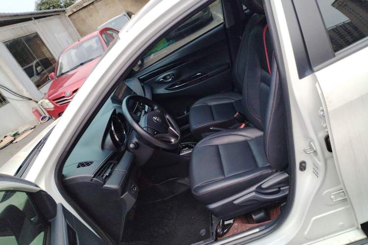 Used Toyota YARiS L Zhi Xuan 2022 X-Trail 1.5L CVT Luxury PLUS Edition Left Front Seat