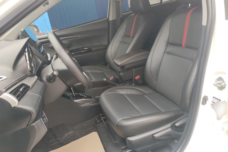 Used Toyota YARiS L Zhi Xuan 2022 X-Trail 1.5L CVT Luxury PLUS Edition Left Front Seat