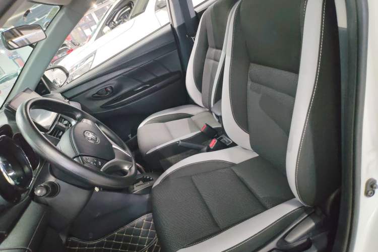 Used Toyota YARiS L Zhi Xuan 2022 X-Trail 1.5L CVT Leading PLUS Edition Left Front Seat