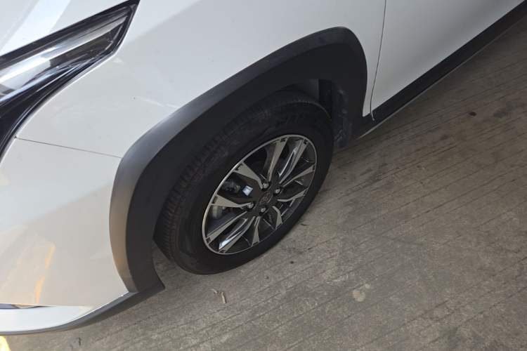 Used Toyota YARiS L Zhi Xuan 2022 X-Trail 1.5L CVT Luxury PLUS Edition Left Front Wheel Hub