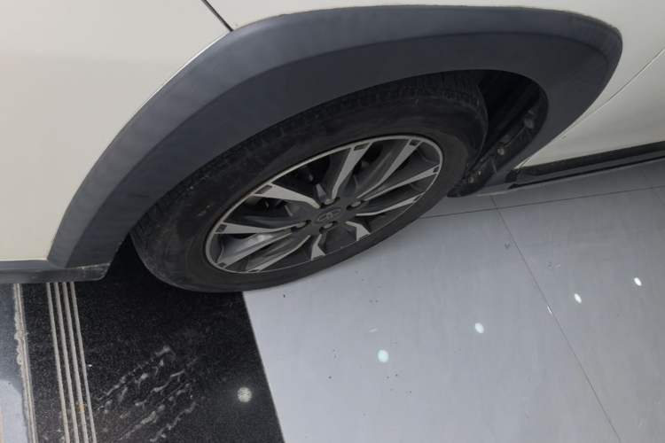 Used Toyota YARiS L Zhi Xuan 2022 X-Trail 1.5L CVT Luxury PLUS Edition Left Front Wheel Hub