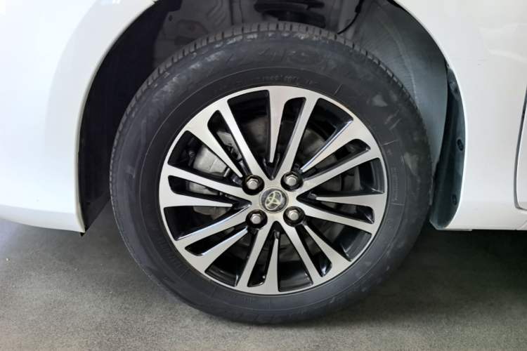 Used Toyota YARiS L Zhi Xuan 2022 1.5L CVT Leading PLUS Edition Left Front Wheel Hub