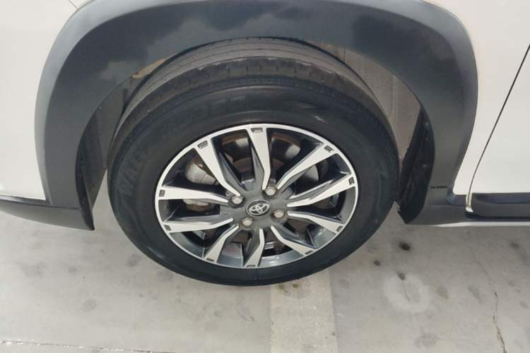 Used Toyota YARiS L Zhi Xuan 2022 X-Trail 1.5L CVT Luxury PLUS Edition Left Front Wheel Hub