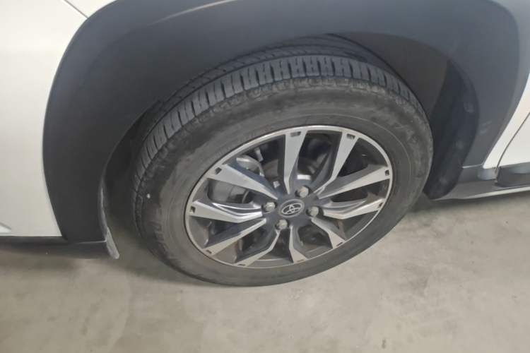 Used Toyota YARiS L Zhi Xuan 2022 X-Trail 1.5L CVT Leading PLUS Edition Left Front Wheel Hub