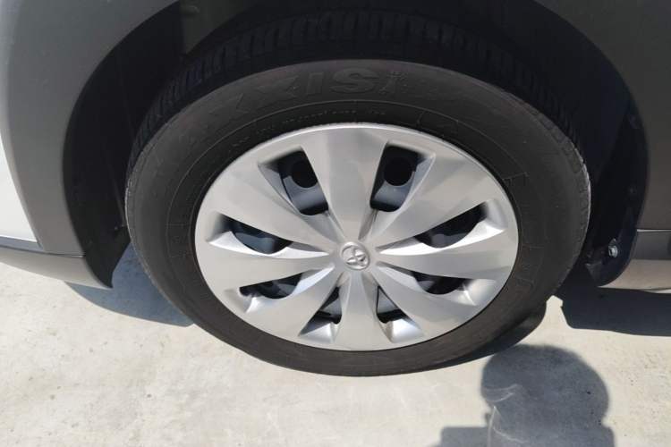Used Toyota YARiS L Zhi Xuan 2022 X-Trail 1.5L CVT Leading PLUS Edition Left Front Wheel Hub