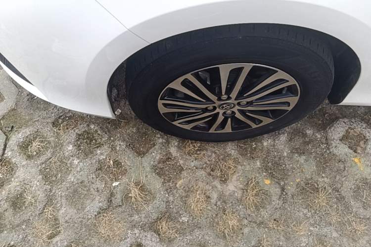 Used Toyota YARiS L Zhi Xuan 2022 1.5L CVT Leading PLUS Edition Left Front Wheel Hub