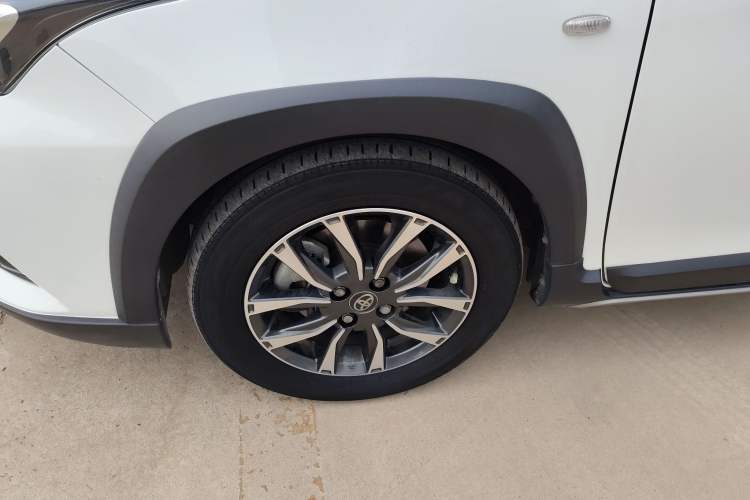 Used Toyota YARiS L Zhi Xuan 2022 X-Trail 1.5L CVT Luxury PLUS Edition Left Front Wheel Hub