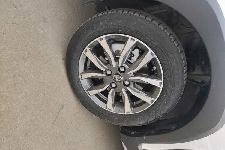 Used Toyota YARiS L Zhi Xuan 2022 X-Trail 1.5L CVT Luxury PLUS Edition Left Front Wheel Hub
