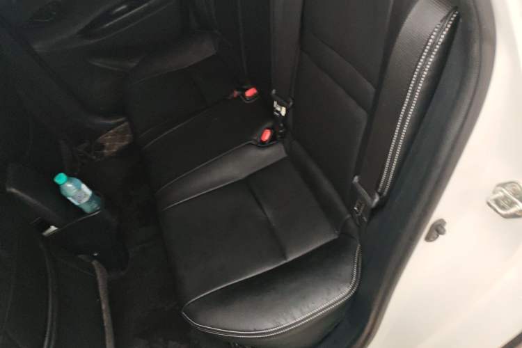 Used Toyota YARiS L Zhi Xuan 2022 X-Trail 1.5L CVT Leading PLUS Edition Left Rear Seat