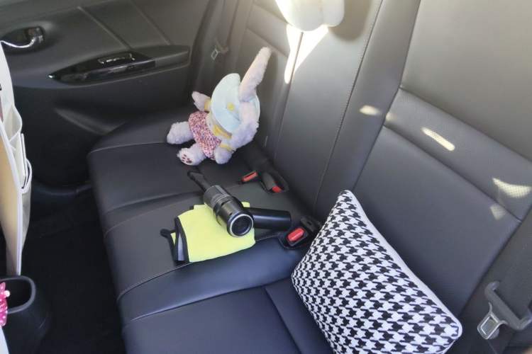 Used Toyota YARiS L Zhi Xuan 2022 1.5L CVT Luxury PLUS Edition Left Rear Seat