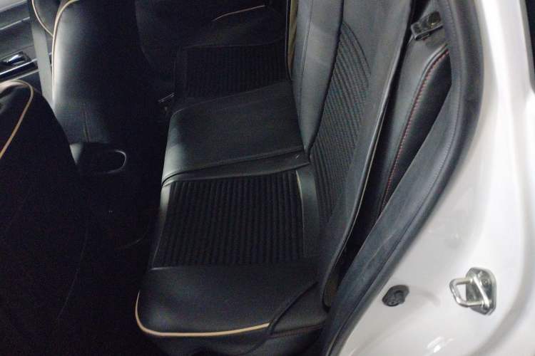 Used Toyota YARiS L Zhi Xuan 2022 X-Trail 1.5L CVT Luxury PLUS Edition Left Rear Seat