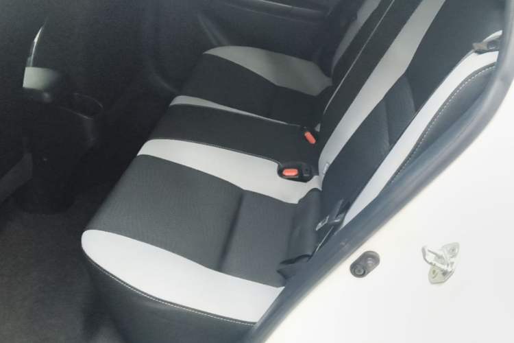 Used Toyota YARiS L Zhi Xuan 2022 X-Trail 1.5L CVT Leading PLUS Edition Left Rear Seat