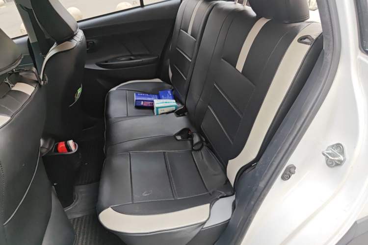 Used Toyota YARiS L Zhi Xuan 2022 X-Trail 1.5L CVT Leading PLUS Edition Left Rear Seat