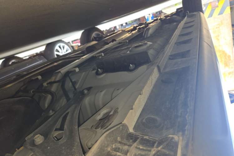 Used Toyota YARiS L Zhi Xuan 2022 X-Trail 1.5L CVT Luxury PLUS Edition Left Side Sill