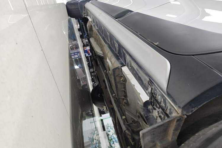Used Toyota YARiS L Zhi Xuan 2022 X-Trail 1.5L CVT Luxury PLUS Edition Left Side Sill