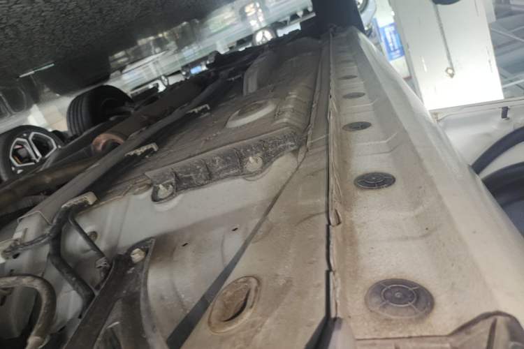 Used Toyota YARiS L Zhi Xuan 2022 1.5L CVT Leading PLUS Edition Left Side Sill