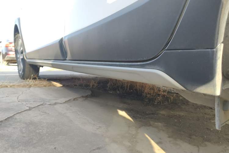 Used Toyota YARiS L Zhi Xuan 2022 X-Trail 1.5L CVT Luxury PLUS Edition Left Side Sill
