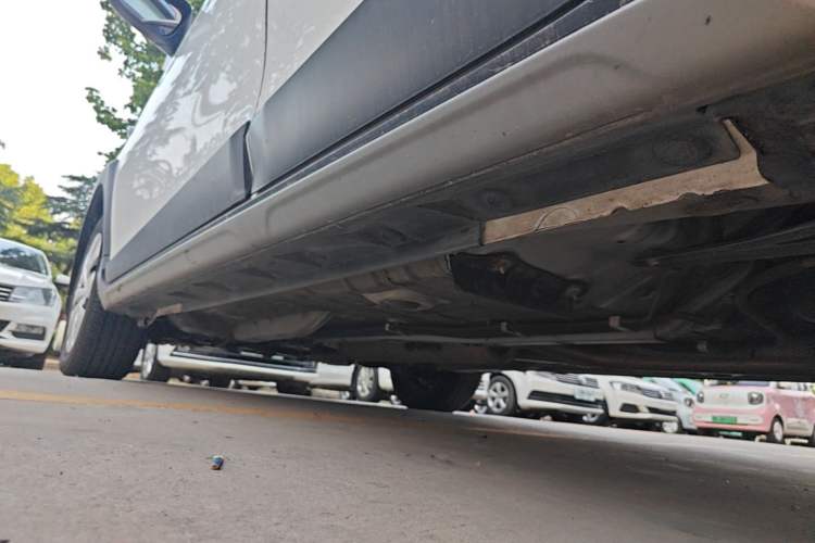 Used Toyota YARiS L Zhi Xuan 2022 X-Trail 1.5L CVT Leading PLUS Edition Left Side Sill