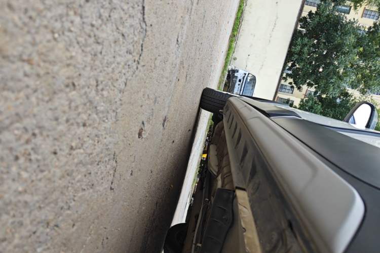 Used Toyota YARiS L Zhi Xuan 2022 X-Trail 1.5L CVT Leading PLUS Edition Left Side Sill