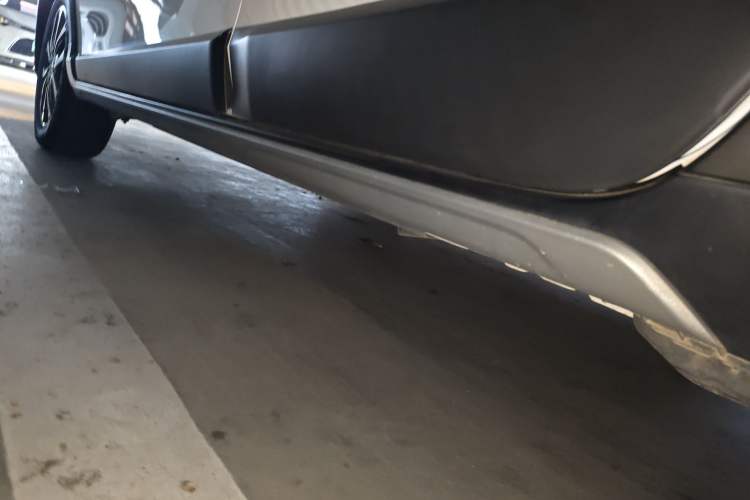Used Toyota YARiS L Zhi Xuan 2022 X-Trail 1.5L CVT Luxury PLUS Edition Left Side Sill