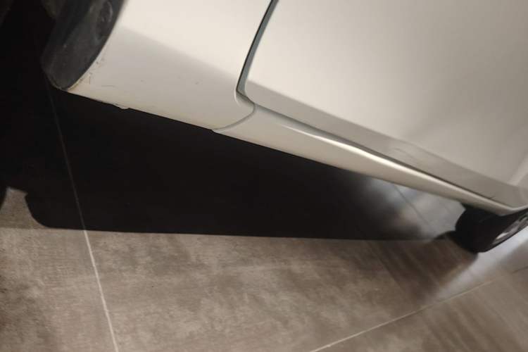 Used Toyota YARiS L Zhi Xuan 2022 1.5L CVT Leading PLUS Edition Left Side Sill
