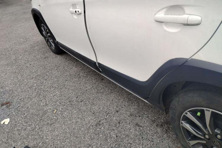 Used Toyota YARiS L Zhi Xuan 2022 X-Trail 1.5L CVT Luxury PLUS Edition Left Side Sill