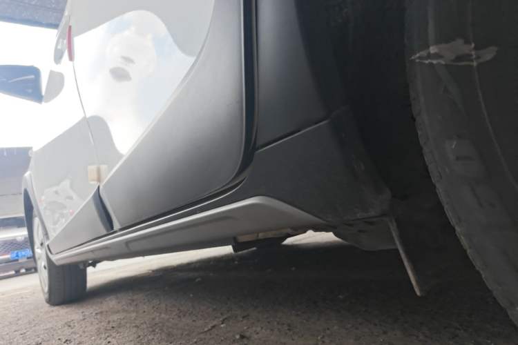 Used Toyota YARiS L Zhi Xuan 2022 X-Trail 1.5L CVT Leading PLUS Edition Left Side Sill