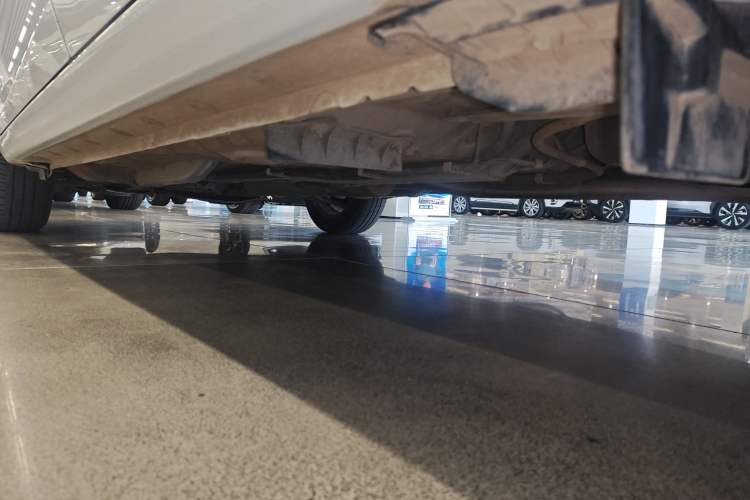 Used Toyota YARiS L Zhi Xuan 2022 1.5L CVT Leading PLUS Edition Left Side Sill