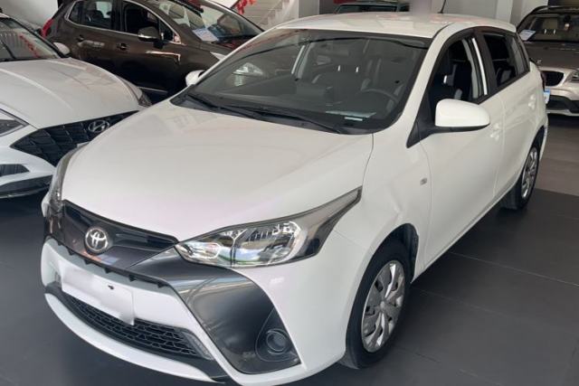 Używany Toyota YARiS L Zhi Xuan 2022 1.5L CVT Leading PLUS Edition