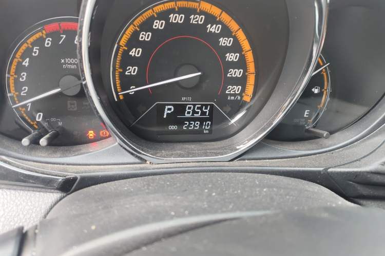 Used Toyota YARiS L Zhi Xuan 2022 X-Trail 1.5L CVT Luxury PLUS Edition Odometer Close Up