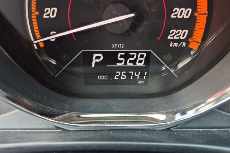 Used Toyota YARiS L Zhi Xuan 2022 X-Trail 1.5L CVT Leading PLUS Edition Odometer Close Up